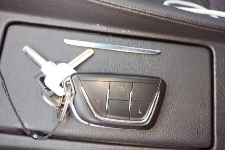 Used Cadillac CT5 2021 28T Fashion Edition Vehicle Key