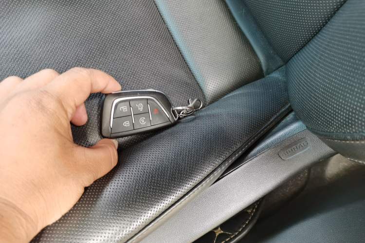 Used Cadillac CT5 2021 28T Prestige Edition Vehicle Key