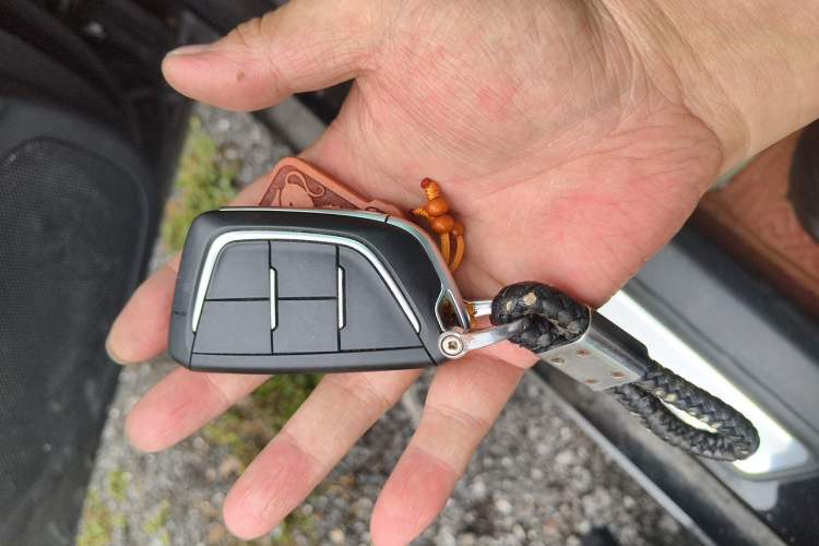 Used Cadillac CT5 2021 28T Tech Edition Vehicle Key