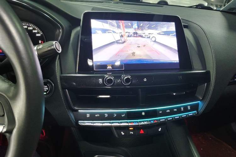 Used Cadillac CT5 2021 Revised 28T Luxury Version Audio And AC Panel