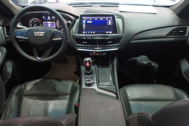 Used Cadillac CT5 2021 28T Luxury Model Center Console