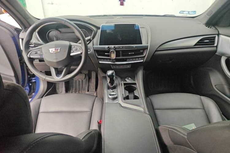 Used Cadillac CT5 2021 Revised 28T Luxury Version Center Console