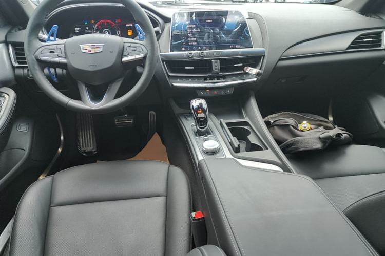 Used Cadillac CT5 2021 28T Prestige Edition Center Console