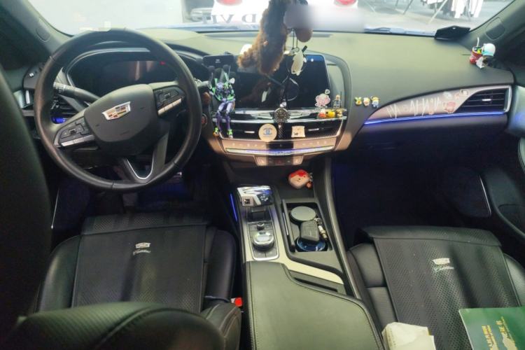 Used Cadillac CT5 2021 28T Prestige Edition Center Console