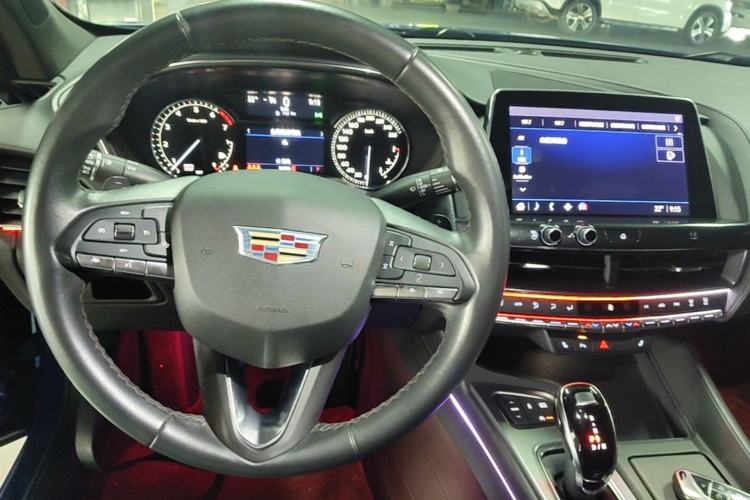 Used Cadillac CT5 2021 Revised 28T Luxury Version Center Console
