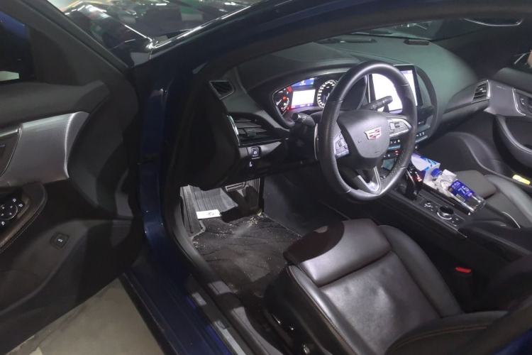 Used Cadillac CT5 2021 28T Advanced Sport Model Driver Seat