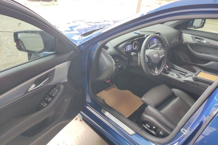 Used Cadillac CT5 2021 28T Advanced Sport Model Driver Seat