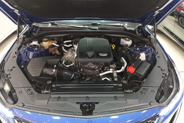Used Cadillac CT5 2021 28T Luxury Model Engine Bay