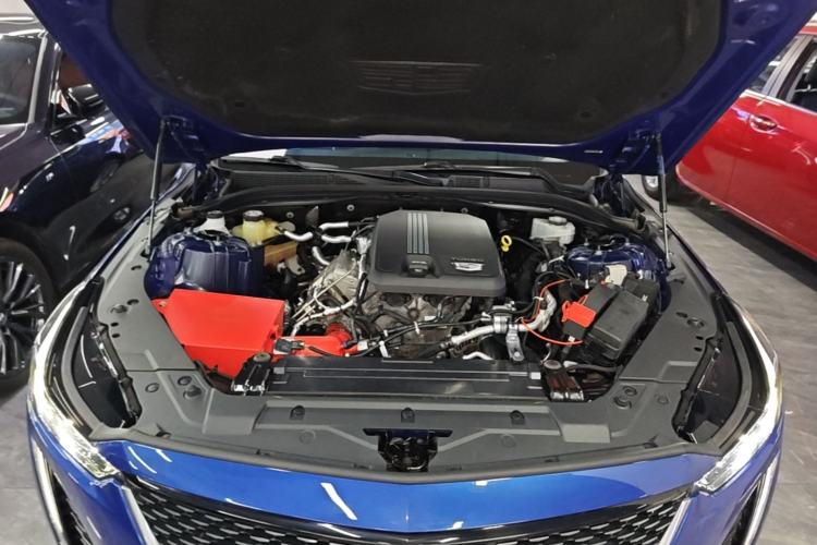 Used Cadillac CT5 2021 28T Tech Edition Engine Bay