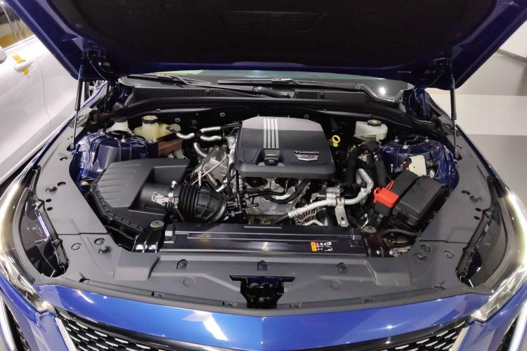 Used Cadillac CT5 2021 Revised 28T Luxury Version Engine Bay