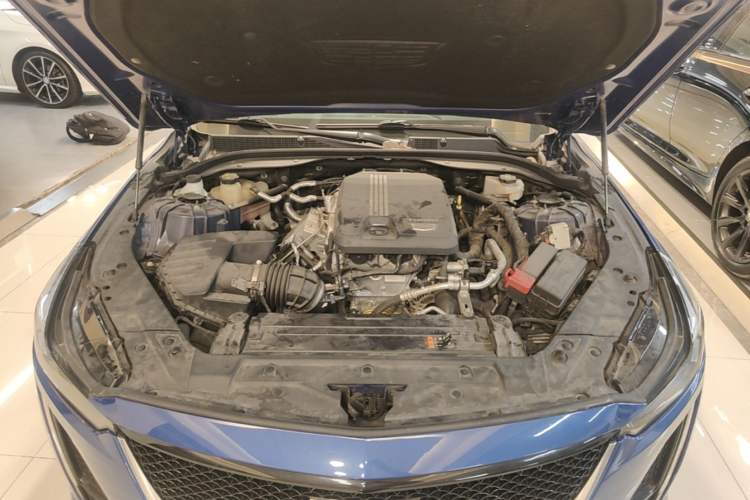 Used Cadillac CT5 2021 28T Platinum Edition Engine Bay