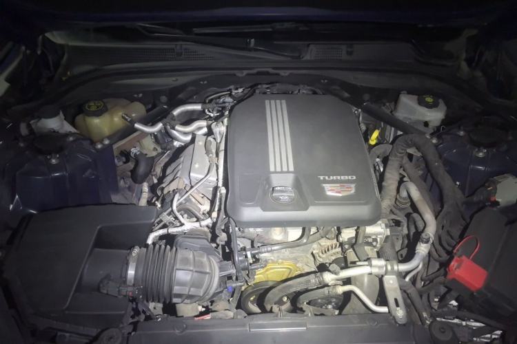 Used Cadillac CT5 2021 28T Advanced Sport Model Engine Bay