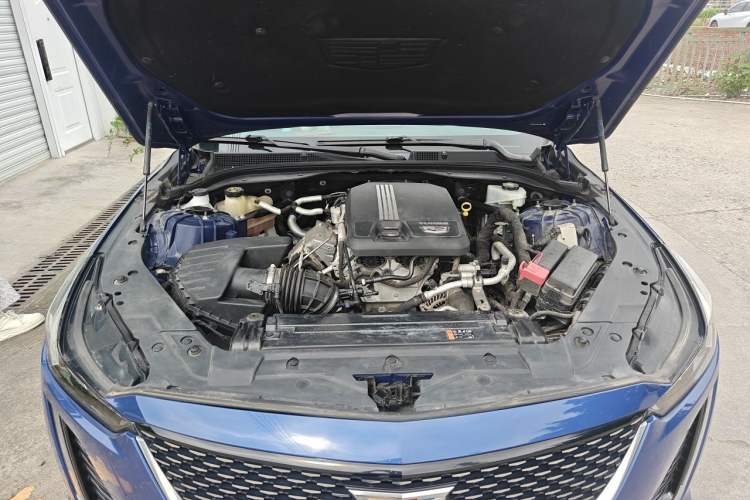 Used Cadillac CT5 2021 28T Luxury Model Engine Bay