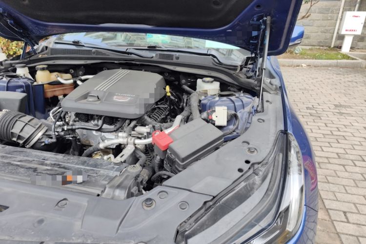 Used Cadillac CT5 2021 28T Platinum Edition Engine Bay Left