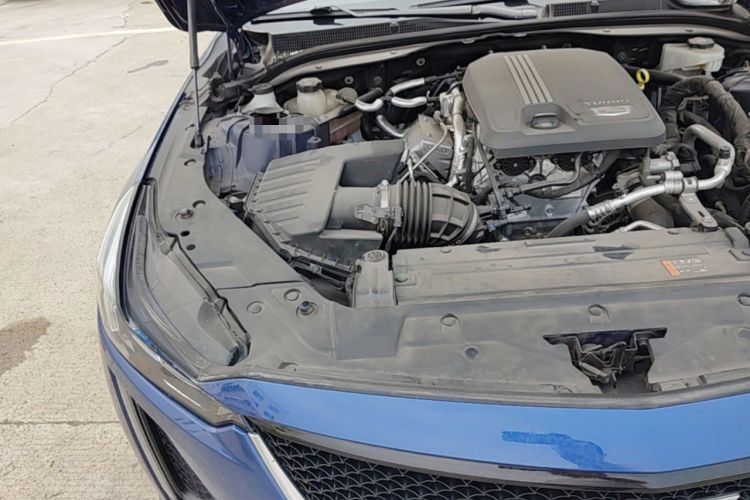 Used Cadillac CT5 2021 28T Platinum Edition Engine Bay Right