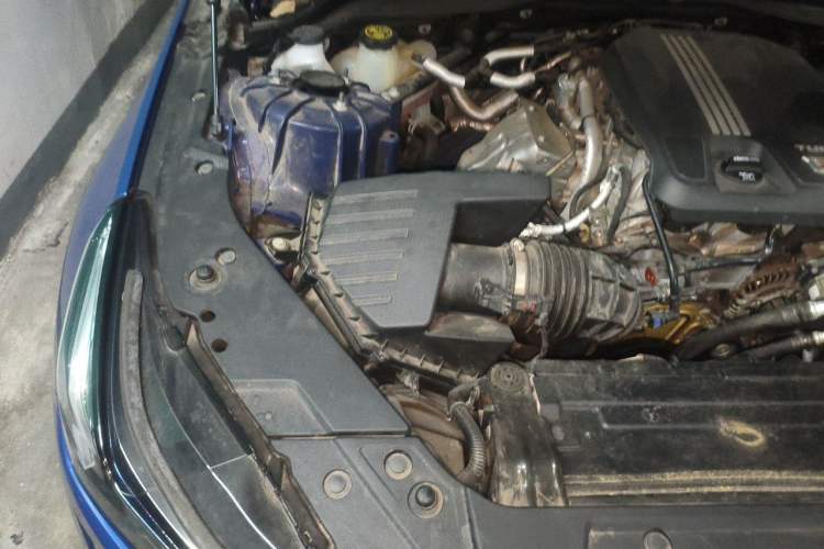 Used Cadillac CT5 2021 28T Fashion Edition Engine Bay Right