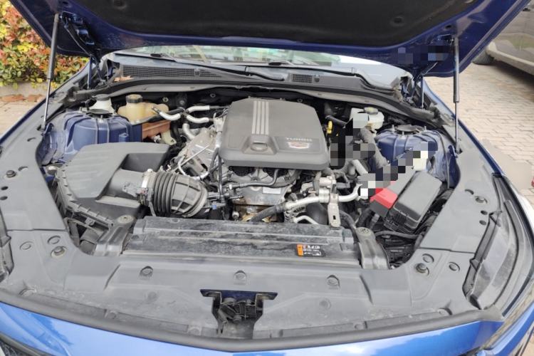 Used Cadillac CT5 2021 28T Platinum Edition Engine Bay