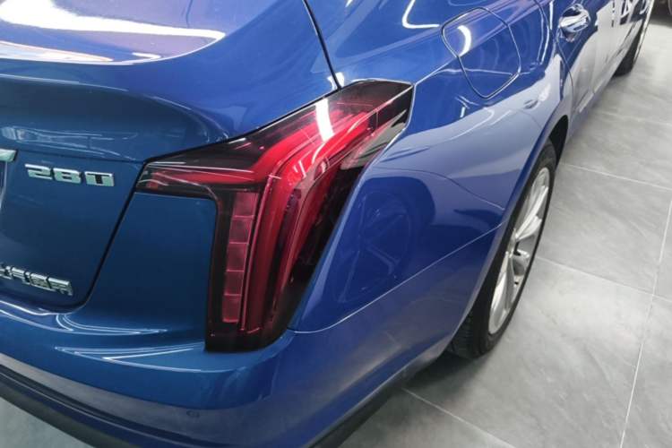 Used Cadillac CT5 2021 28T Luxury Model Exterior 3