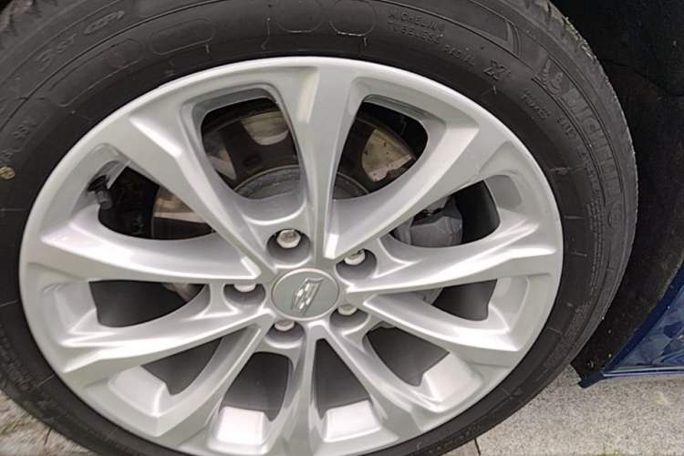 Used Cadillac CT5 2021 28T Luxury Model Exterior 4