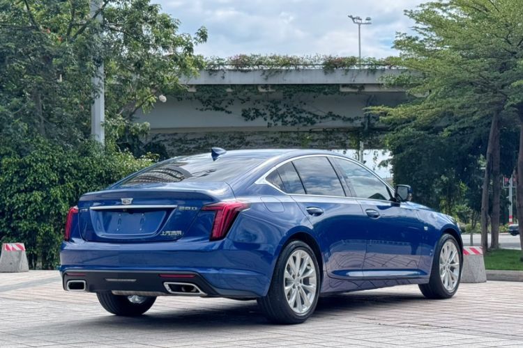 Used Cadillac CT5 2021 28T Luxury Model Exterior 4