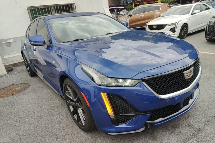 Used Cadillac CT5 2021 28T Platinum Edition Front Right 45 Deg