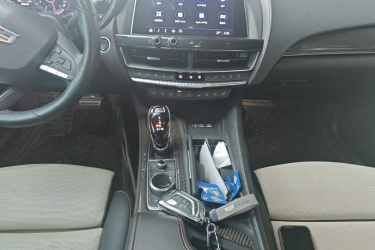 Used Cadillac CT5 2021 28T Platinum Sport Model Gear Lever