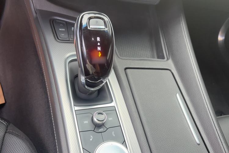 Used Cadillac CT5 2021 28T Prestige Edition Gear Lever