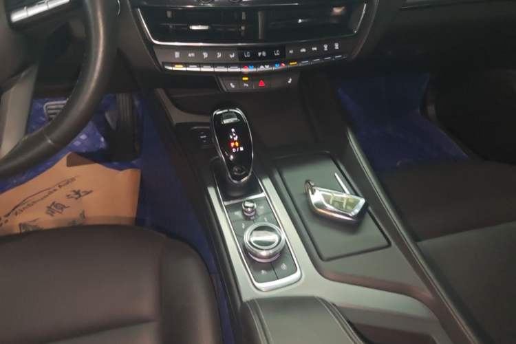 Used Cadillac CT5 2021 Revised 28T Luxury Version Gear Lever