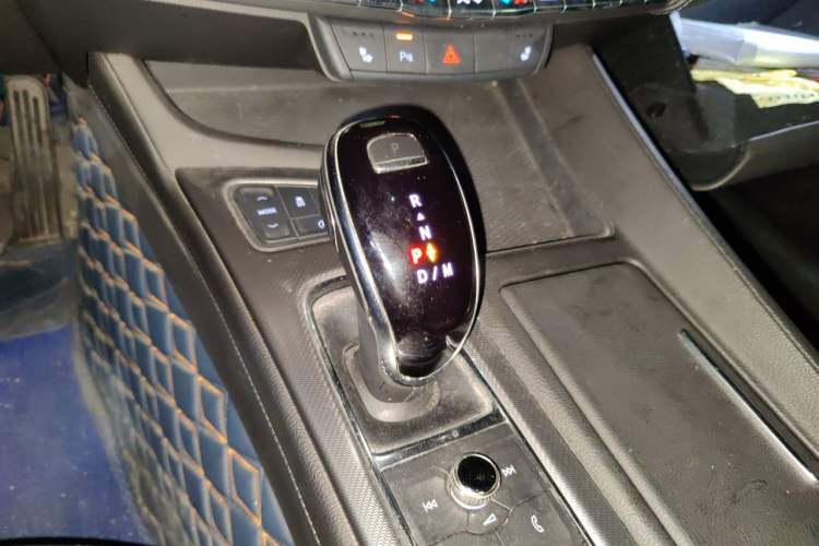 Used Cadillac CT5 2021 28T Luxury Model Gear Lever