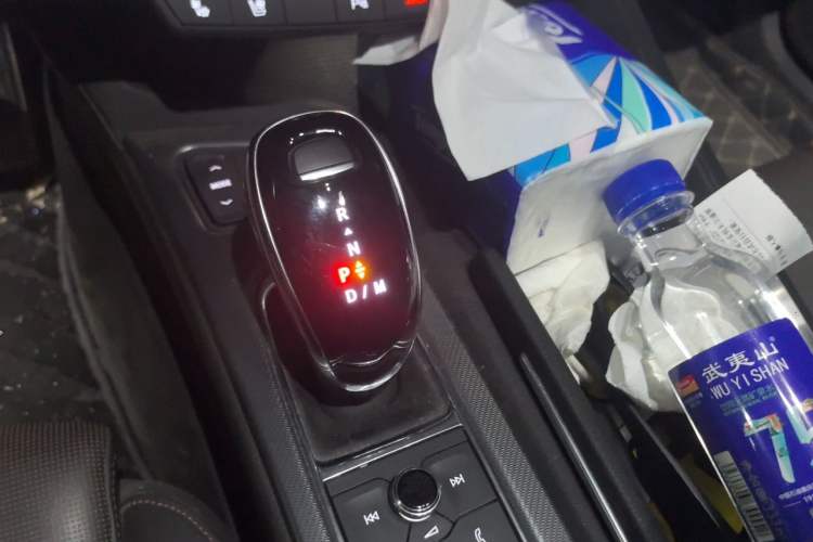 Used Cadillac CT5 2021 28T Advanced Sport Model Gear Lever