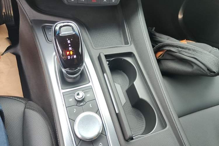 Used Cadillac CT5 2021 28T Prestige Edition Gear Lever