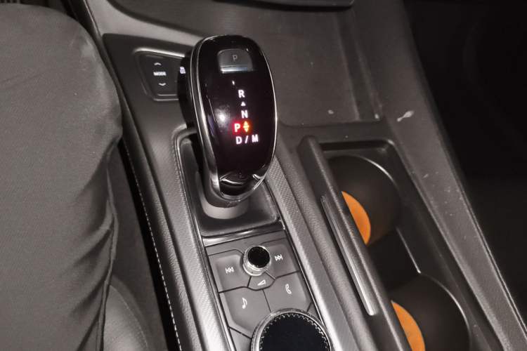 Used Cadillac CT5 2021 28T Prestige Edition Gear Lever