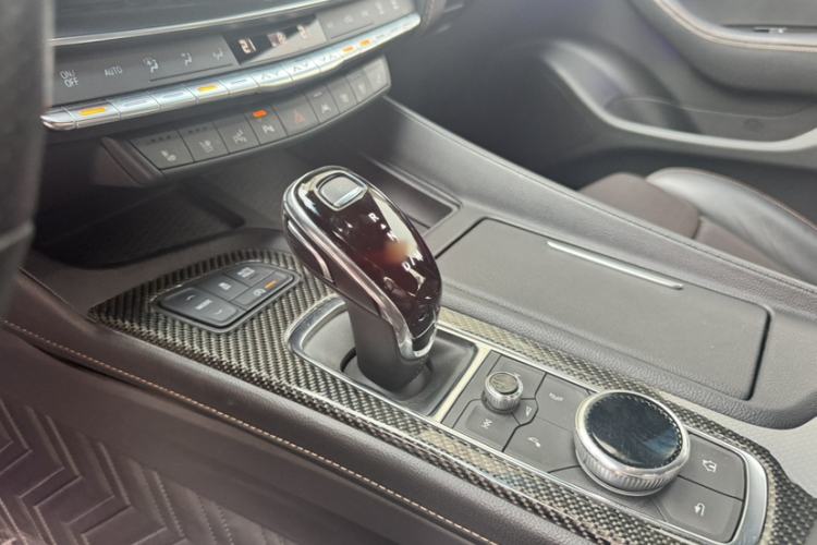 Used Cadillac CT5 2021 28T Platinum Sport Model Gear Lever