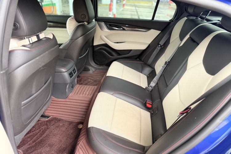 Used Cadillac CT5 2021 28T Platinum Sport Model Interior 3