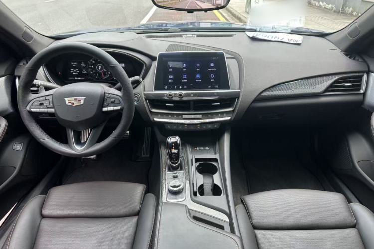 Used Cadillac CT5 2021 28T Platinum Edition Interior 3