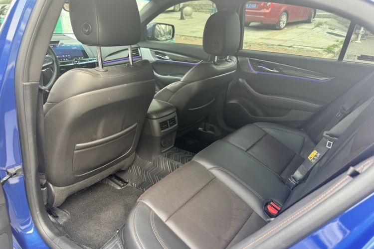 Used Cadillac CT5 2021 28T Platinum Sport Model Interior 4