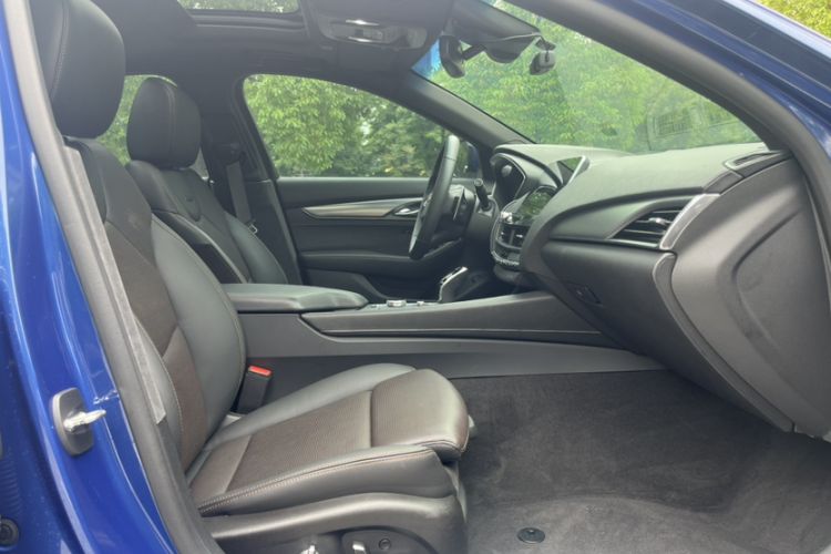 Used Cadillac CT5 2021 28T Advanced Sport Model Interior 5