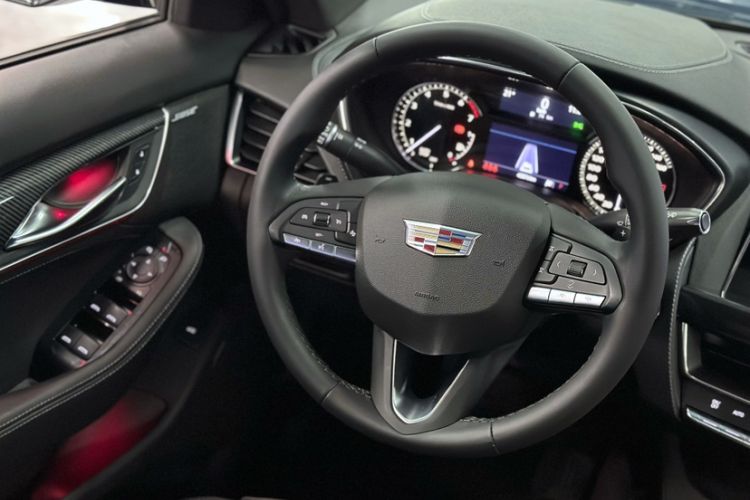 Used Cadillac CT5 2021 28T Tech Edition Interior 6