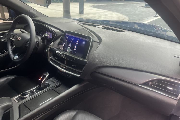 Used Cadillac CT5 2021 28T Luxury Model Interior 7
