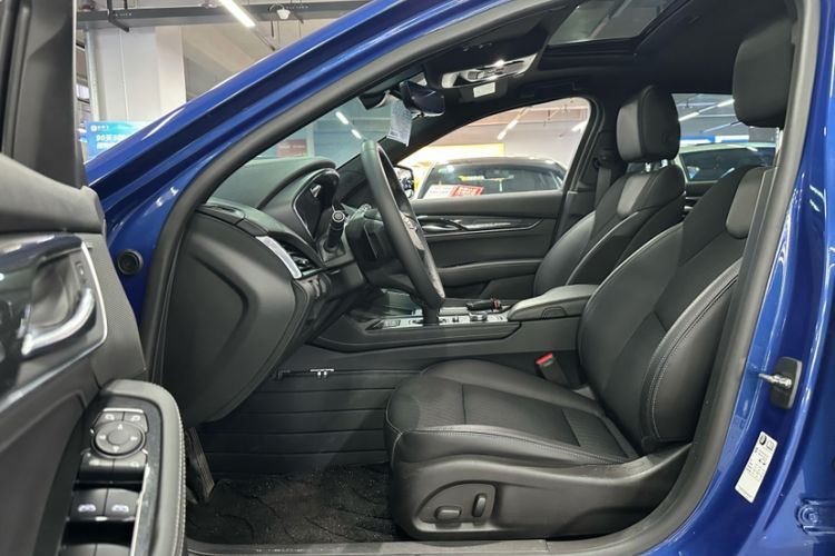 Used Cadillac CT5 2021 28T Tech Edition Interior 7
