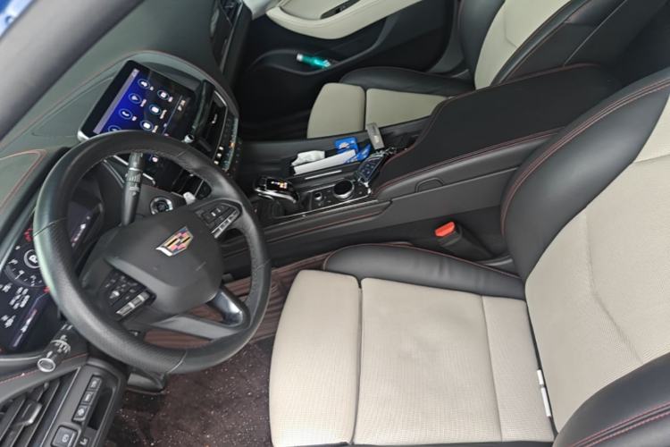 Used Cadillac CT5 2021 28T Platinum Sport Model Left Front Seat