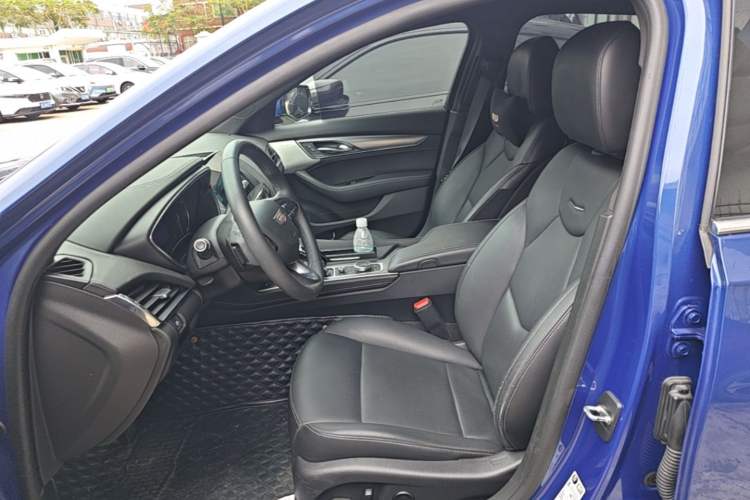 Used Cadillac CT5 2021 Revised 28T Luxury Version Left Front Seat