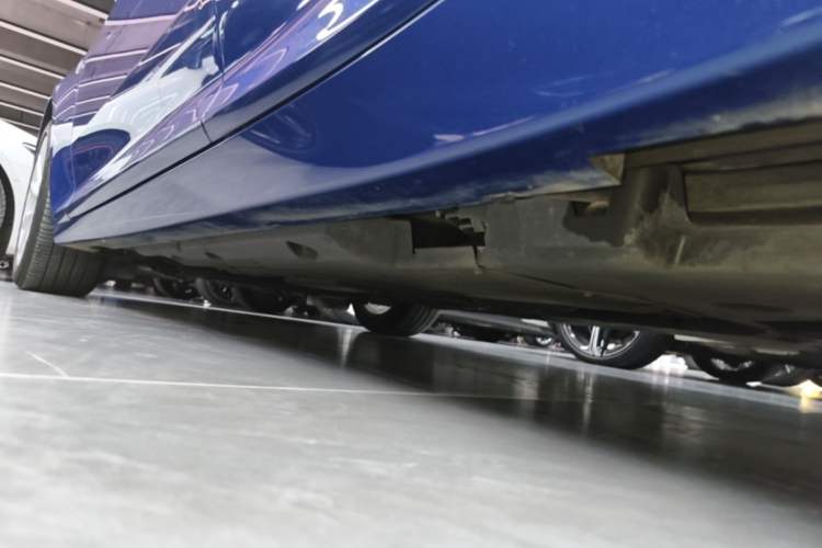 Used Cadillac CT5 2021 28T Luxury Model Left Side Sill