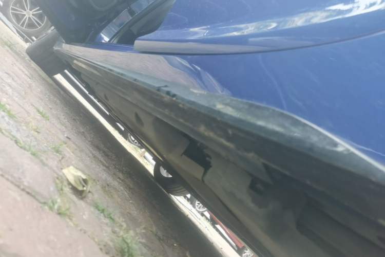 Used Cadillac CT5 2021 28T Platinum Sport Model Left Side Sill