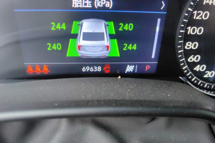 Used Cadillac CT5 2021 28T Fashion Edition Odometer Close Up