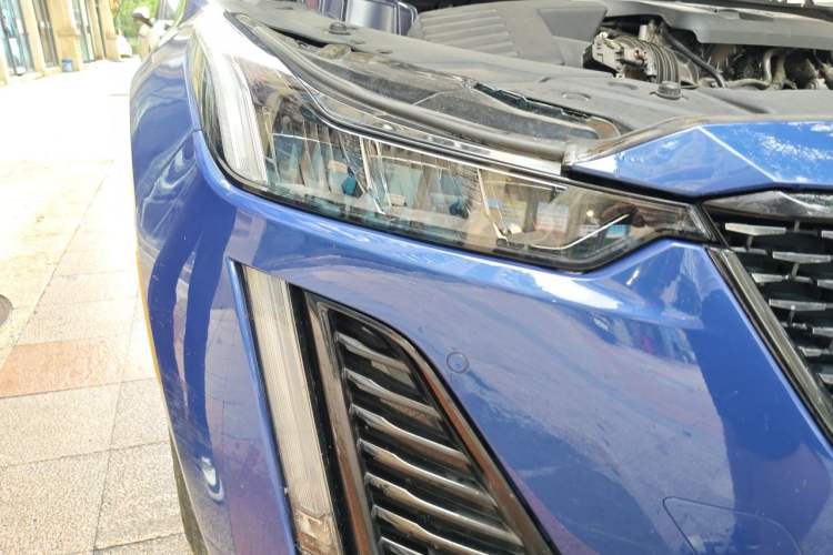 Used Cadillac CT5 2021 Revised 28T Luxury Version Right Front Headlight