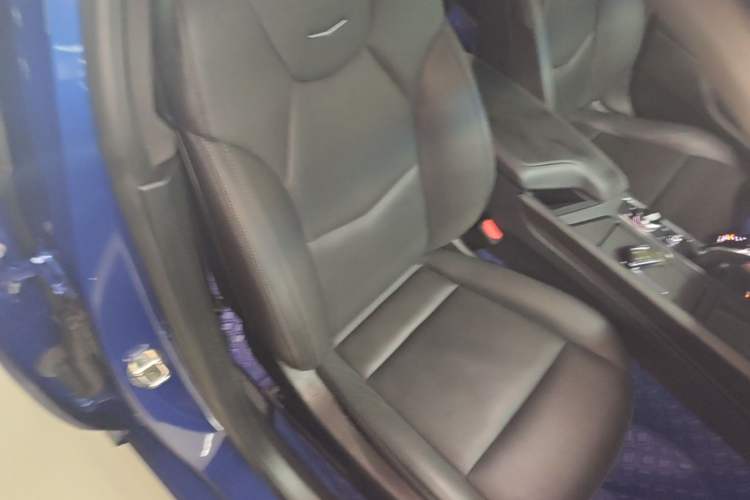 Used Cadillac CT5 2021 Revised 28T Luxury Version Right Front Seat