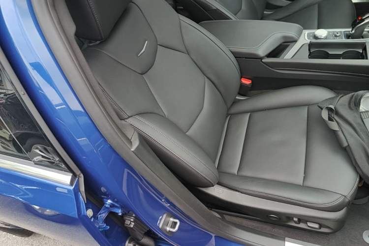 Used Cadillac CT5 2021 28T Prestige Edition Right Front Seat