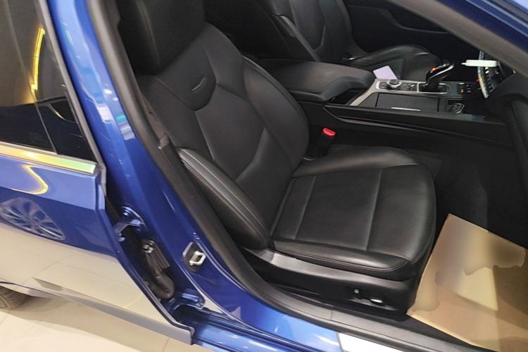 Used Cadillac CT5 2021 28T Luxury Model Right Front Seat