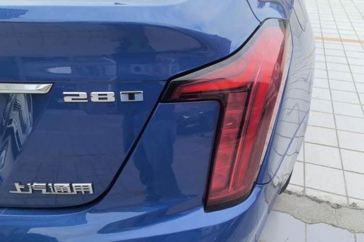 Used Cadillac CT5 2021 28T Tech Edition Right Rear Taillight